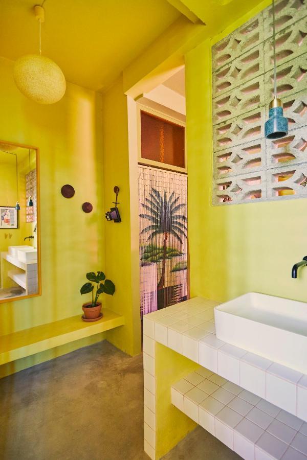 Mood Haus By Dw - 70'S Retro Stays San Juan Bagian luar foto