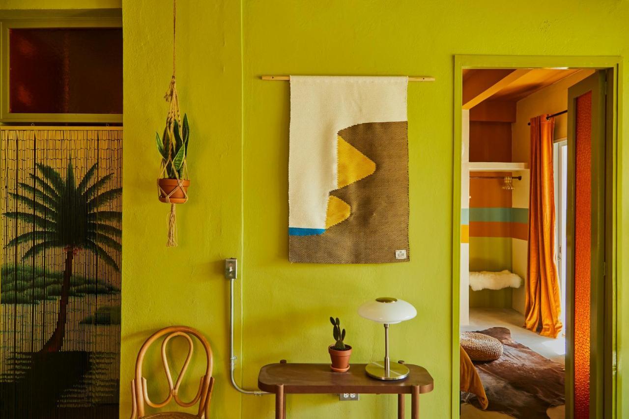 Mood Haus By Dw - 70'S Retro Stays San Juan Bagian luar foto
