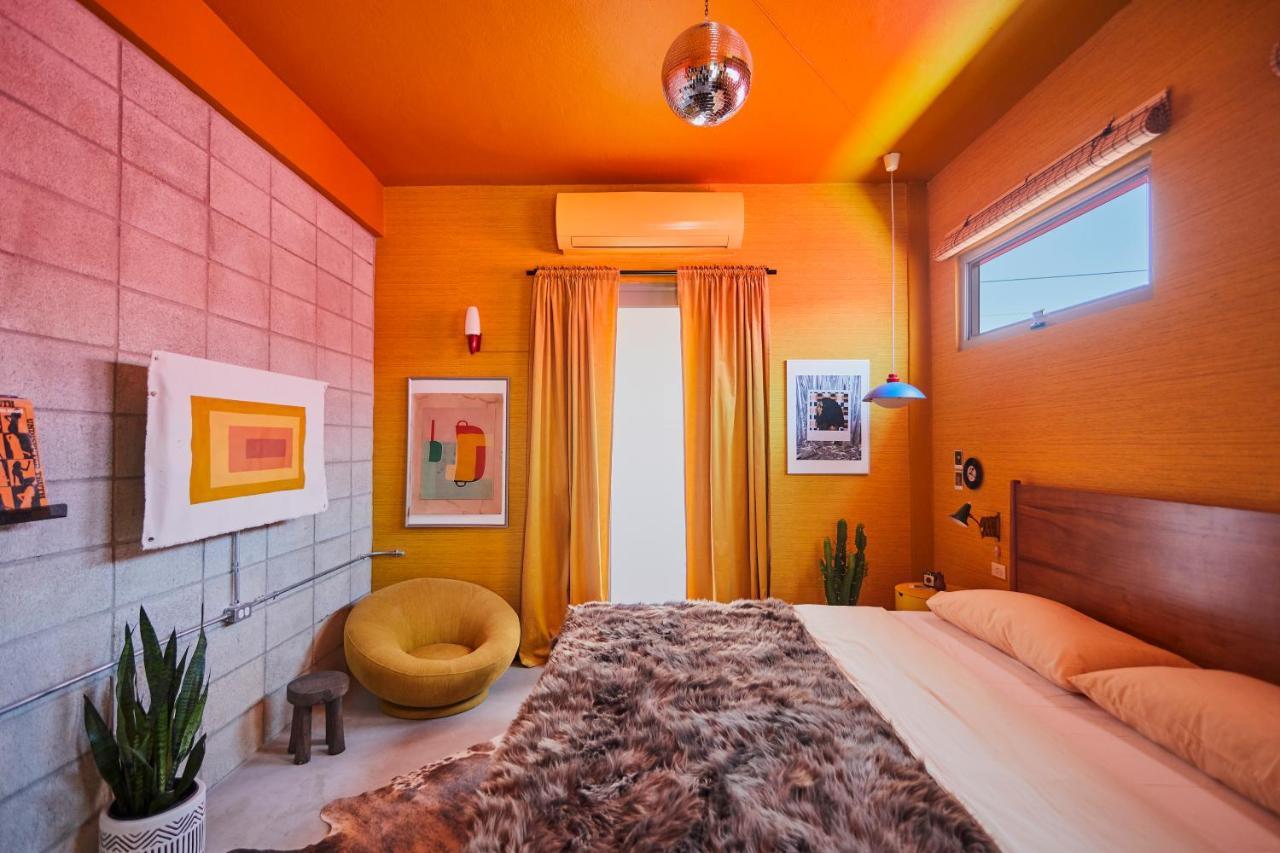 Mood Haus By Dw - 70'S Retro Stays San Juan Bagian luar foto